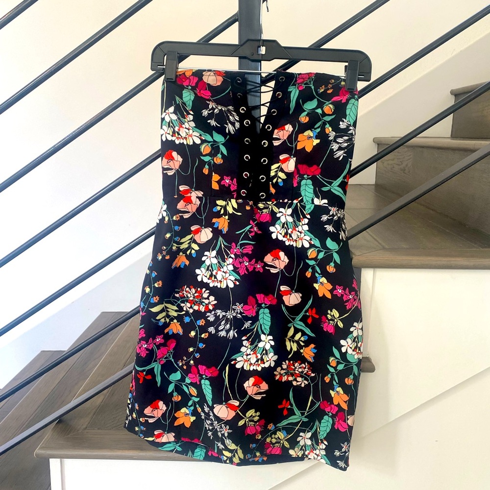 by the way Floral Strapless Lace Up Mini Dress